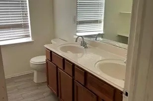 12513 Viewpoint Ln, Fort Worth, TX 76028 - Photo 7