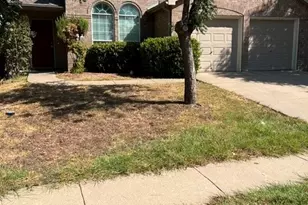 12513 Viewpoint Ln, Fort Worth, TX 76028 - Photo 1