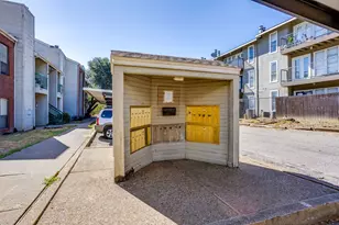 7126 Holly Hill Dr, Dallas, TX 75231 - Photo 3