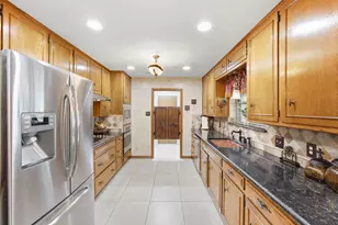 5008 Kemble St, Fort Worth, TX 76103 - Photo 7