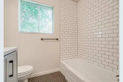 128 SE Robert Street, Burleson, TX 76028 - Photo 11