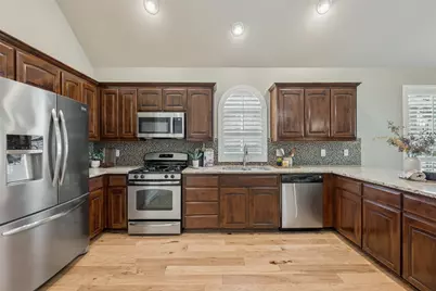 5837 Tuleys Creek Drive, Fort Worth, TX 76137 - Photo 11
