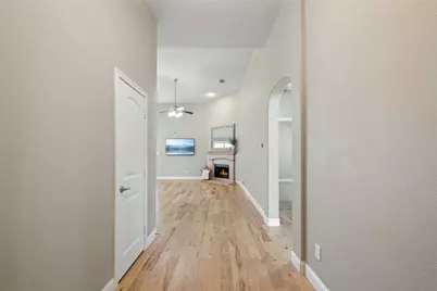 5837 Tuleys Creek Drive, Fort Worth, TX 76137 - Photo 17