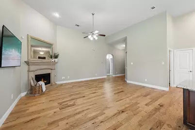 5837 Tuleys Creek Drive, Fort Worth, TX 76137 - Photo 13