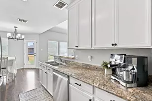 233 Kingsway Ct, Rhome, TX 76078 - Photo 5
