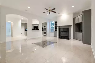 8925 Hunters Glen Trail, Fort Worth, TX 76120 - Photo 9
