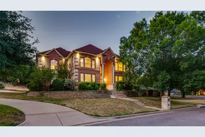 8925 Hunters Glen Trail, Fort Worth, TX 76120 - Photo 1