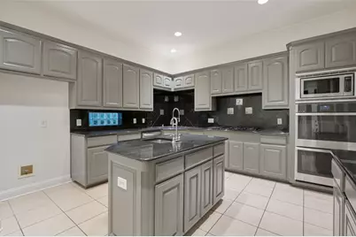 8925 Hunters Glen Trail, Fort Worth, TX 76120 - Photo 7