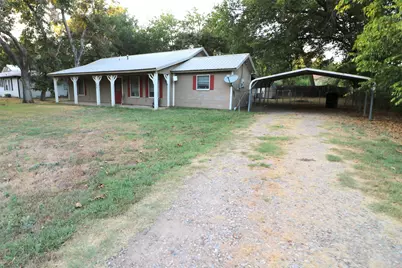 308 Honey Grove St, Roxton, TX 75477 - Photo 1