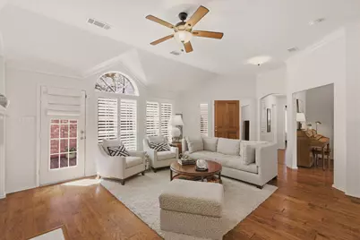 4900 Rockcreek Lane, Plano, TX 75024 - Photo 9