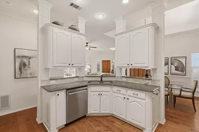 4900 Rockcreek Lane, Plano, TX 75024 - Photo 19