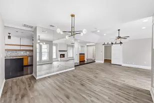 14826 Sopras Cir, Addison, TX 75001 - Photo 5