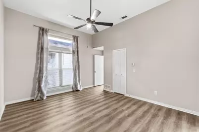 14826 Sopras Circle, Addison, TX 75001 - Photo 11