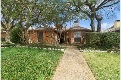 14824 Sopras Circle, Addison, TX 75001 - Photo 37