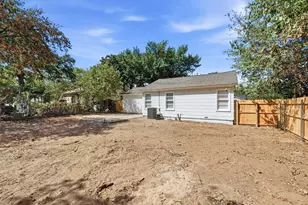3728 Hardeman St, Fort Worth, TX 76119 - Photo 21