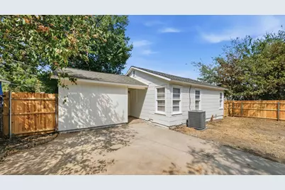 3728 Hardeman Street, Fort Worth, TX 76119 - Photo 19