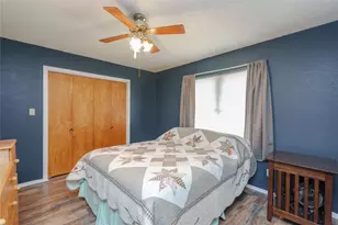 223 Hillcrest St, Sanger, TX 76266 - Photo 15