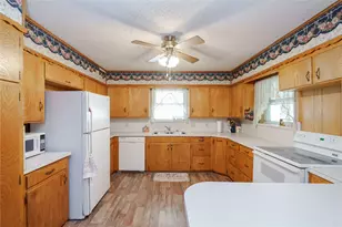 223 Hillcrest St, Sanger, TX 76266 - Photo 11