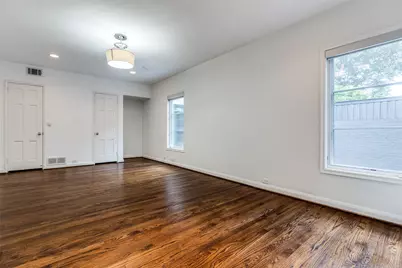 4625 N Versailles Avenue, Highland Park, TX 75209 - Photo 9