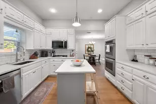 4909 Rockford Ct, Arlington, TX 76017 - Photo 9