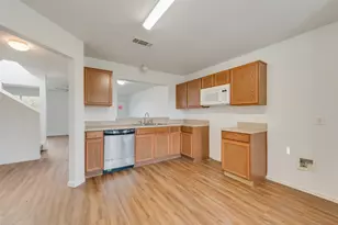 9711 Brierwyck Dr, Dallas, TX 75217 - Photo 13