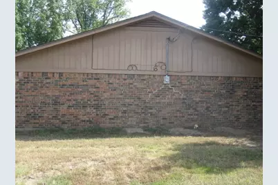 411 Ashland Drive, Gainesville, TX 76240 - Photo 3