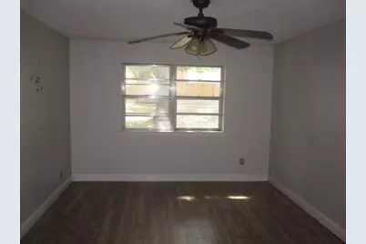 411 Ashland Drive, Gainesville, TX 76240 - Photo 7