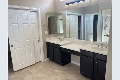 11705 Oak Brook Court, Denton, TX 76207 - Photo 7
