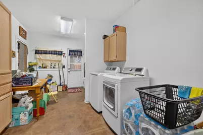 402 SE 20th Street, Mineral Wells, TX 76067 - Photo 17