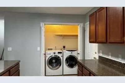 1730 Nomas Street, Dallas, TX 75212 - Photo 9