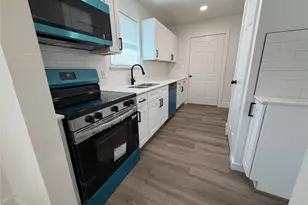407 Ralph St, Seagoville, TX 75159 - Photo 5