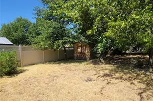 615 Arleta Ln, Ennis, TX 75119 - Photo 15