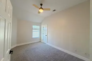 605 Prairie Gulch Dr, Fort Worth, TX 76140 - Photo 15
