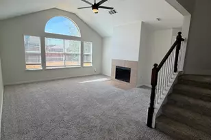 605 Prairie Gulch Dr, Fort Worth, TX 76140 - Photo 9