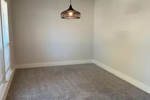605 Prairie Gulch Dr, Fort Worth, TX 76140 - Photo 5