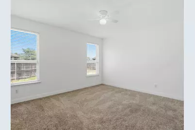 10236 Fox Springs Drive, Fort Worth, TX 76131 - Photo 15