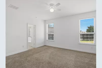 10236 Fox Springs Drive, Fort Worth, TX 76131 - Photo 17