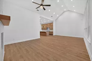 1005 Mumms Fld Dr, Fort Worth, TX 76247 - Photo 7