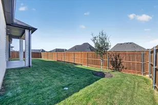 1005 Mumms Fld Dr, Fort Worth, TX 76247 - Photo 25