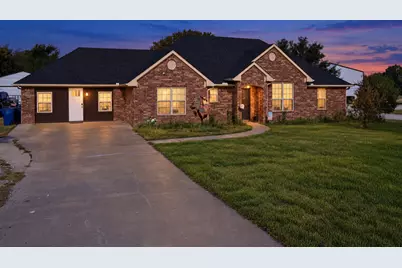 1813 County Road 123, Gainesville, TX 76240 - Photo 1