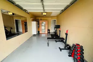 6735 Webster St, Dallas, TX 75209 - Photo 33
