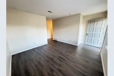 2004 Glenwick Lane, Irving, TX 75060 - Photo 5