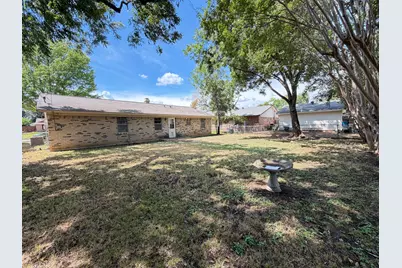 2004 Glenwick Lane, Irving, TX 75060 - Photo 23