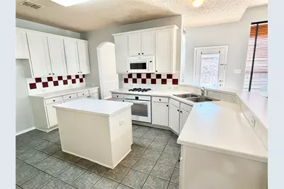 140 Fallkirk Drive, Coppell, TX 75019 - Photo 9