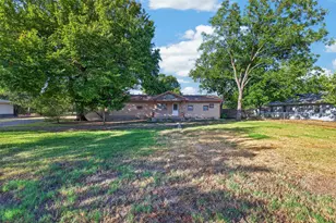 403 S Nash St, Garrett, TX 75119 - Photo 3