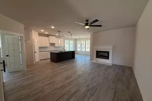 532 Waterford Park Boulevard, Weatherford, TX 76087 - Photo 3