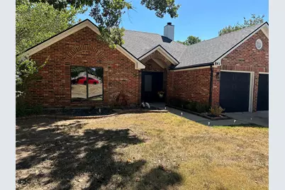 841 Collins Boulevard, Cedar Hill, TX 75104 - Photo 1