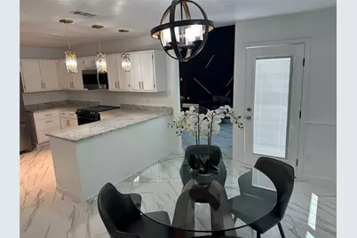 841 Collins Boulevard, Cedar Hill, TX 75104 - Photo 9