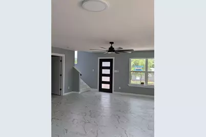 5523 San Jacinto Drive #9, Granbury, TX 76048 - Photo 3
