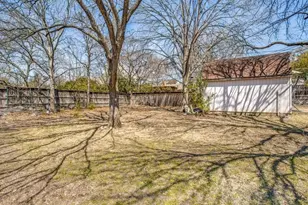 7027 Alpha Rd, Dallas, TX 75240 - Photo 7